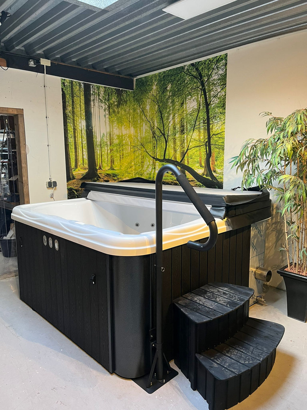Hottub met geïntegreerde kachel vierkant - Sauna Service