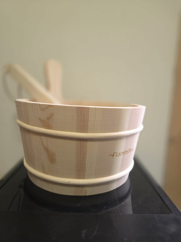 Houten Sauna-emmer met Pollepel – 4 Liter – Met Kunststof Inzet - Sauna Service